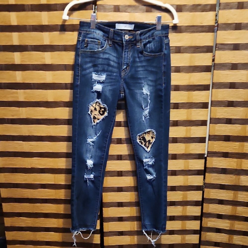 KanCan Skinny Distressed Leopard Patch Jeans - Picture 2 of 8